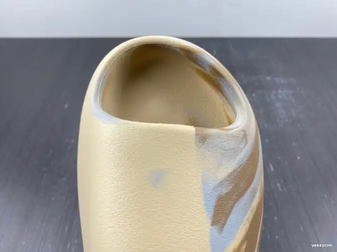 Adidas Yeezy GW1932 Slide 0531